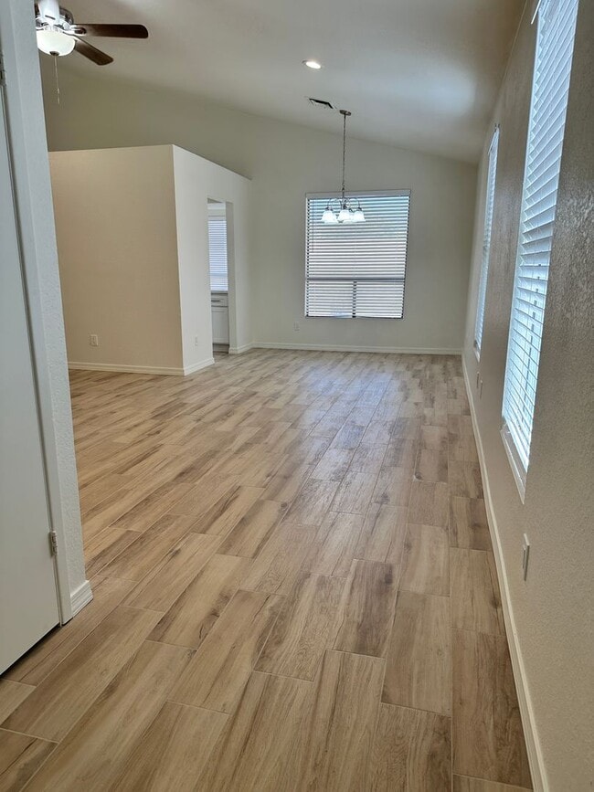 Building Photo - 3948 E White Aster St
