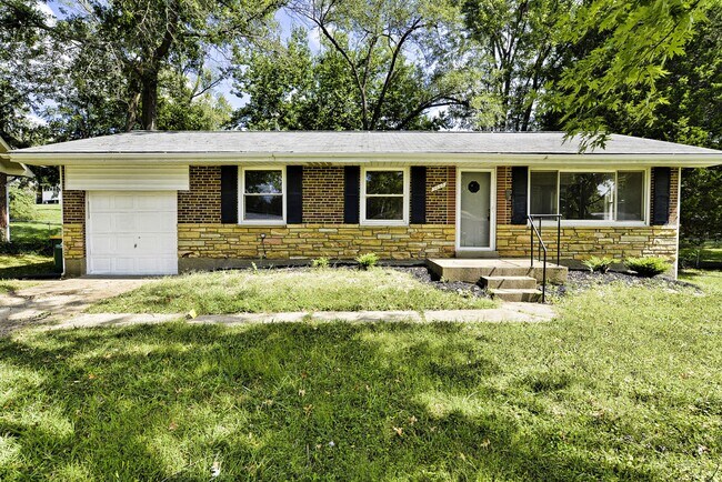 Primary Photo - 9650 Cutler Dr