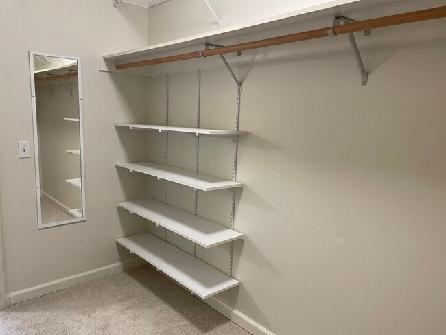 Building Photo - Lovely Home in Holmes Harbor with a Short Term Lease!