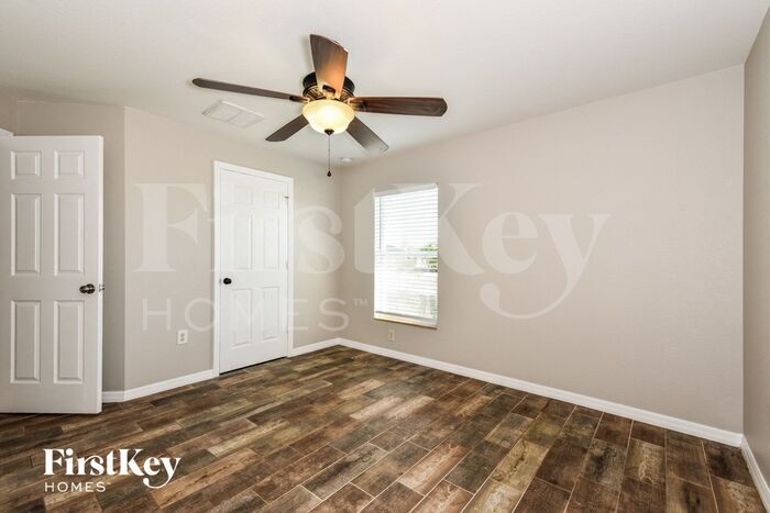 Building Photo - 1629 N Gator Cir