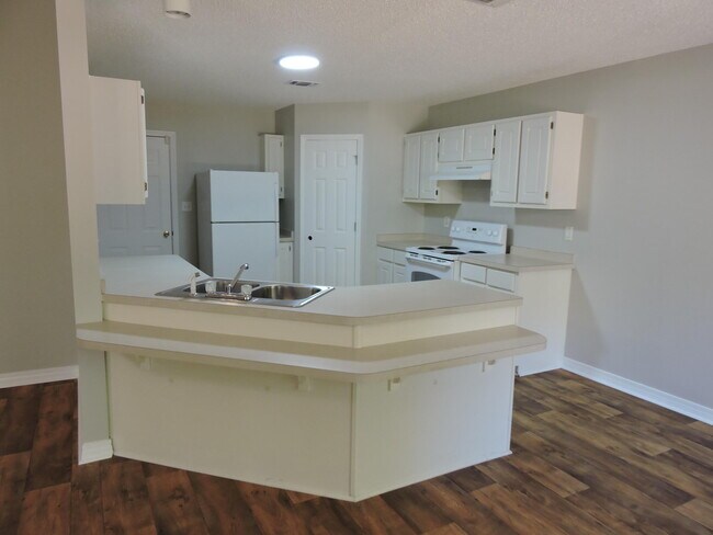 Building Photo - 4738 Connor Dr