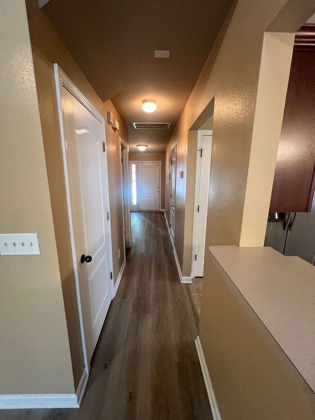Building Photo - !!!WARNING: AVOID SCAMS CONFIRM RENTAL AT ...