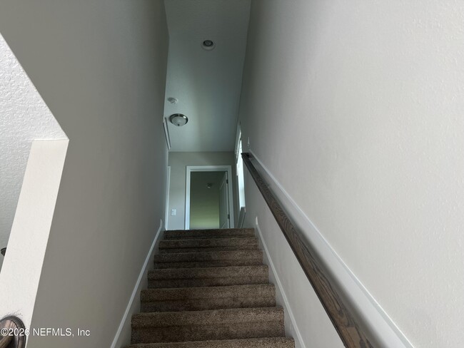 Building Photo - 238 Wineberry Ln