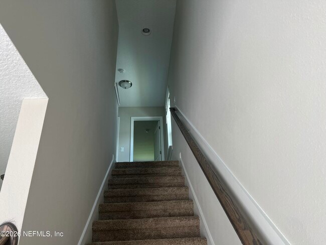 Building Photo - 238 Wineberry Ln