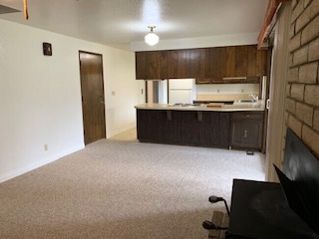 Building Photo - 3045 W Shasta Ave