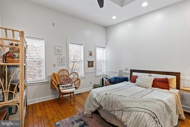 Building Photo - 3205 Hudson St