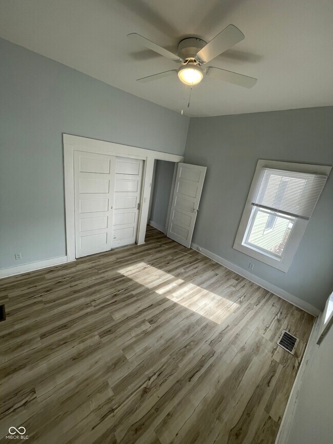 Building Photo - 610 S Gallatin St