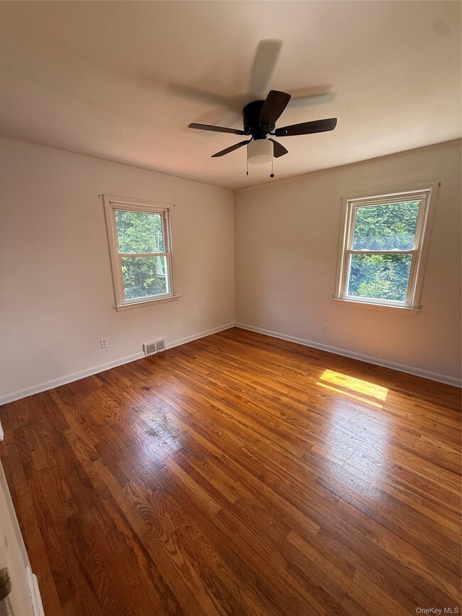 Building Photo - 36 Greenvale Farms Rd