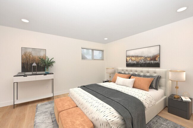 Building Photo - Greenlake Remodel - 1 Bed / 1 Bath, In Unit Washer / Dryer