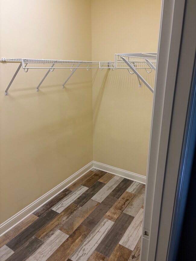 Building Photo - 34 Cobblestone Ct