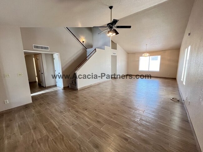 Building Photo - Three Bedroom In East Pointe Estates II