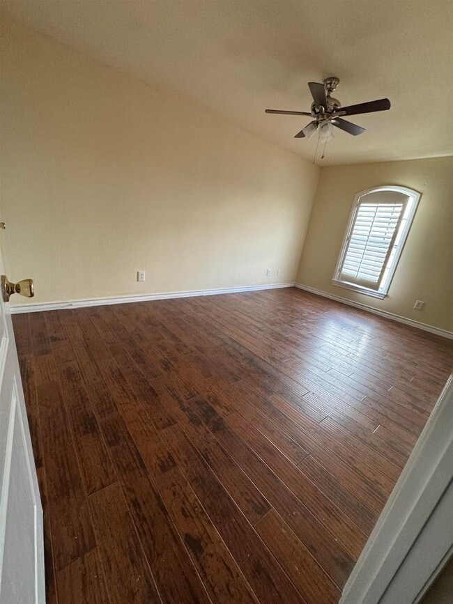 Building Photo - 1020 Dicky Ln