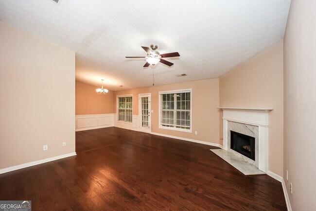 Building Photo - 75 Bellaire Ln