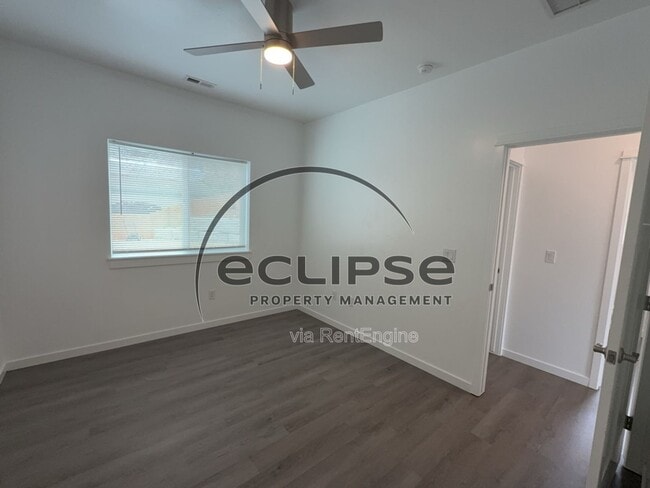 Building Photo - 147 Buena Vista Dr