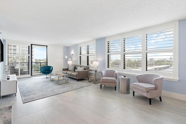Building Photo - 3115 S Ocean Blvd