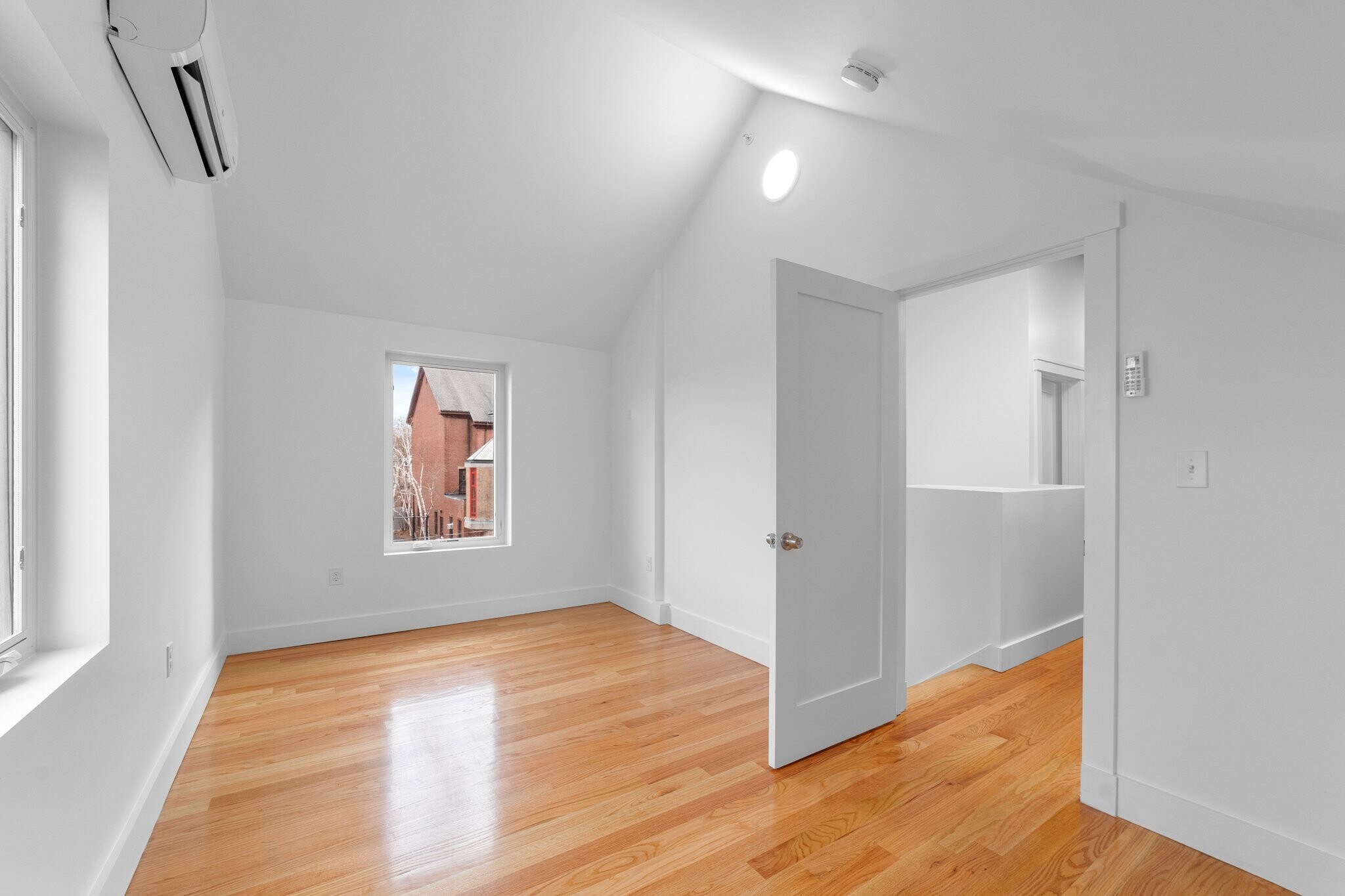 Building Photo - 140 Prospect St