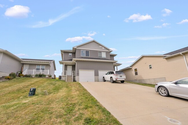 Building Photo - Duplexes at Summerland Park - Waterloo