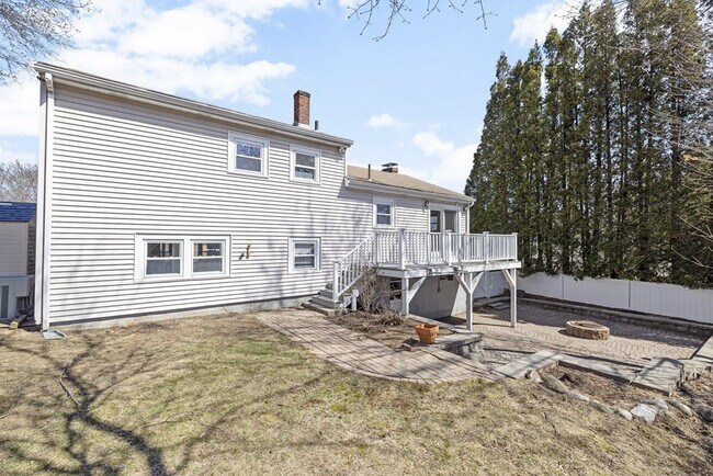 Building Photo - 160 Ravenswood Rd