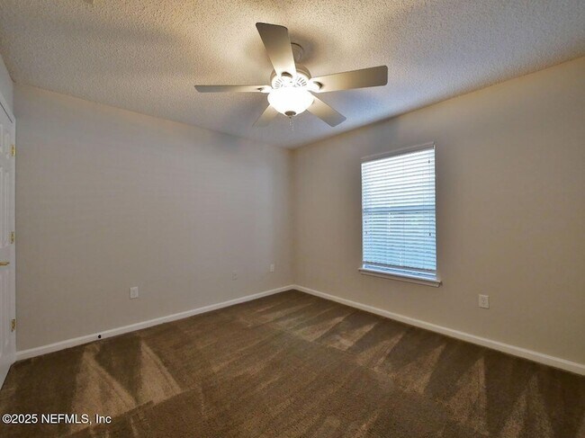 Building Photo - 1290 Ardmore St