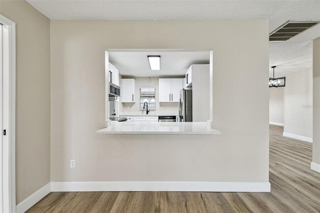 Building Photo - 1805 Butterfly Pl