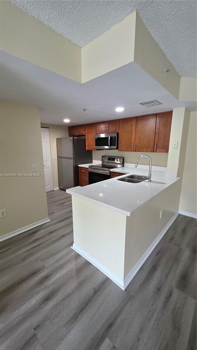 Building Photo - 5051 Wiles Rd