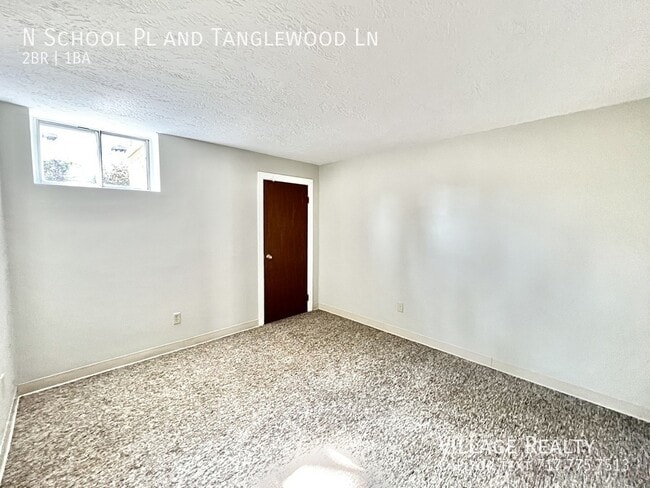 Building Photo - 343 N School Pl