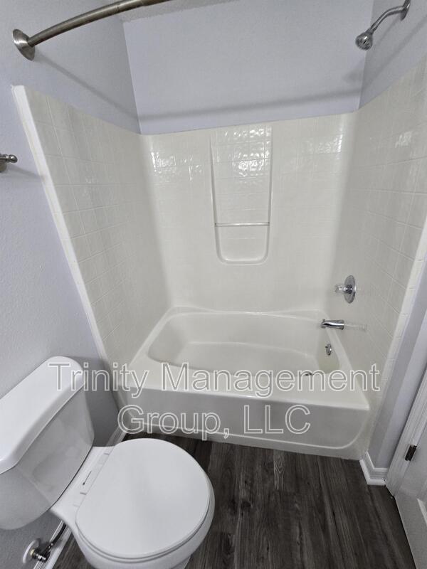 Building Photo - 12325 Shafton Rd