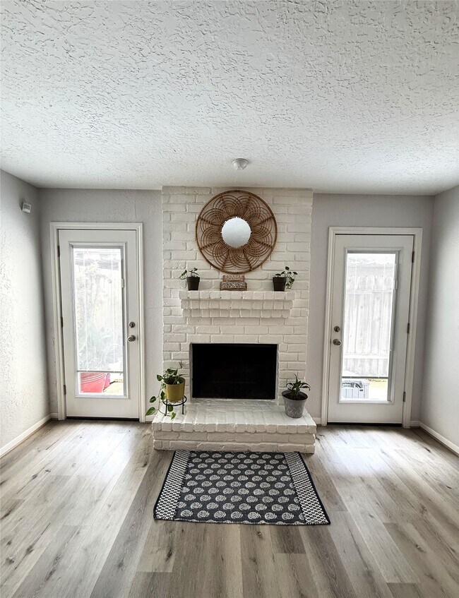 Building Photo - 14331 Still Meadow Dr