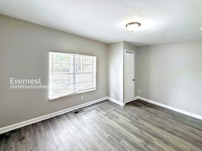 Building Photo - 1302 Frisco St