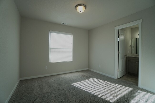 Building Photo - 3254 Thunderchief Hts