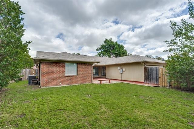 Building Photo - 824 Simon Dr
