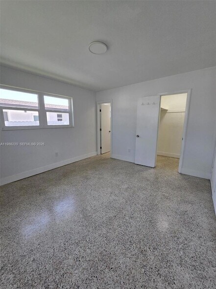 Building Photo - 3245 SW 88th Ct