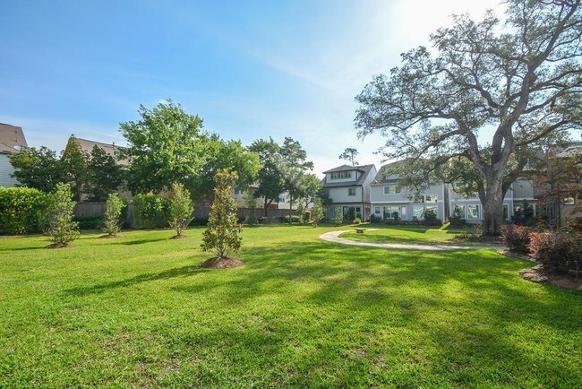 Building Photo - 1110 Oakwood Pass Ct