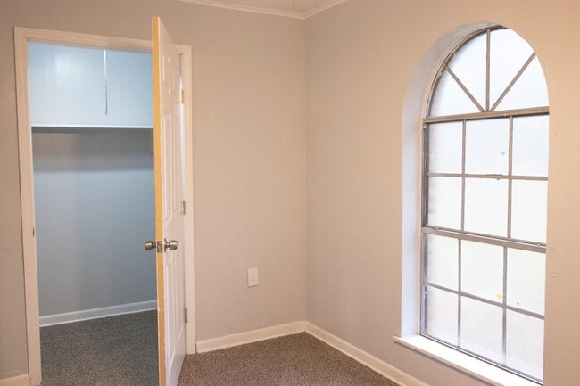 Building Photo - 3306 Timberlane Cir