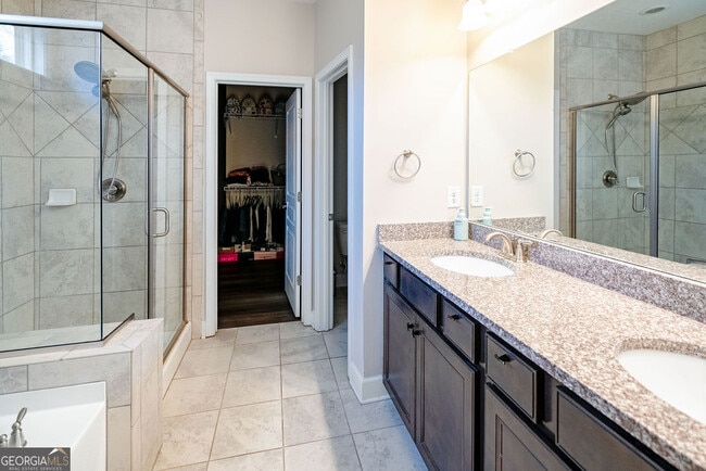 Building Photo - 107 Fairgate Dr