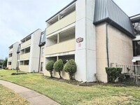 Building Photo - 8421 Hearth Dr