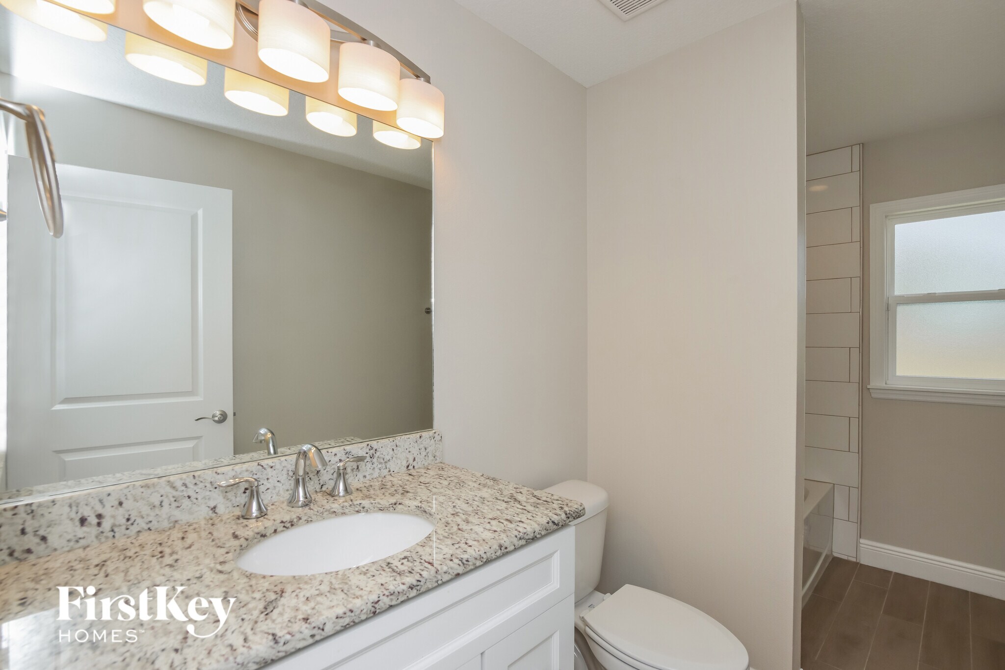 Building Photo - 249 Bordeaux Ave NE