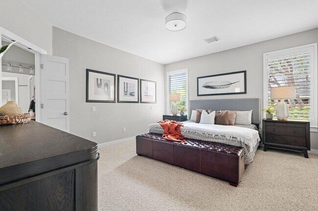 Building Photo - 10820 Sky Rock Dr