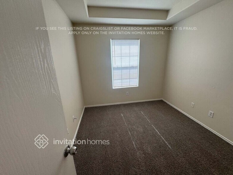 Building Photo - 5511 Rio Ramos St