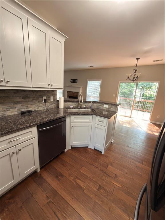 Building Photo - 5706 Amberside Ln NE