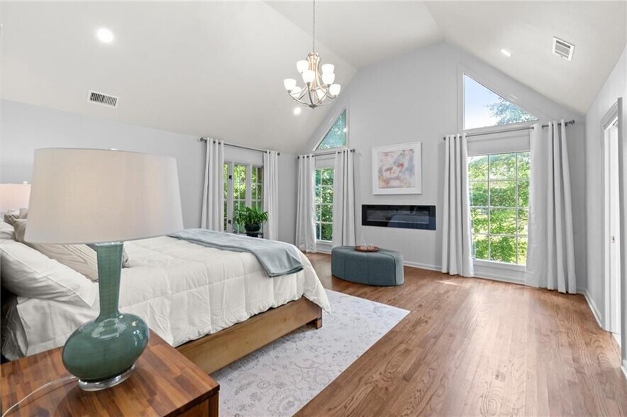 Building Photo - 459 Atlanta Country Club Dr