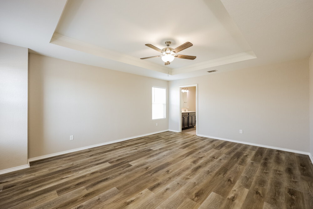 Building Photo - 10502 Castello Canyon
