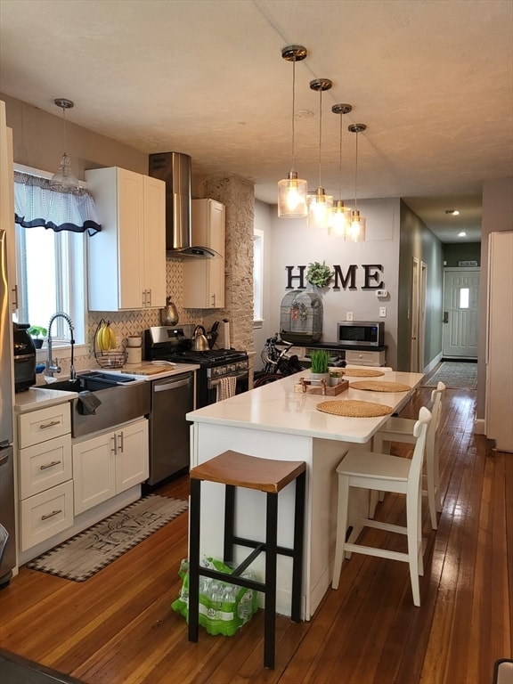 Building Photo - 12 Watts St