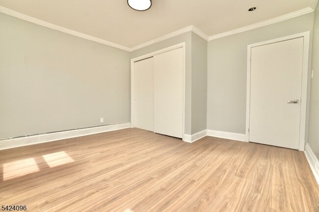 Building Photo - 111 Willow St