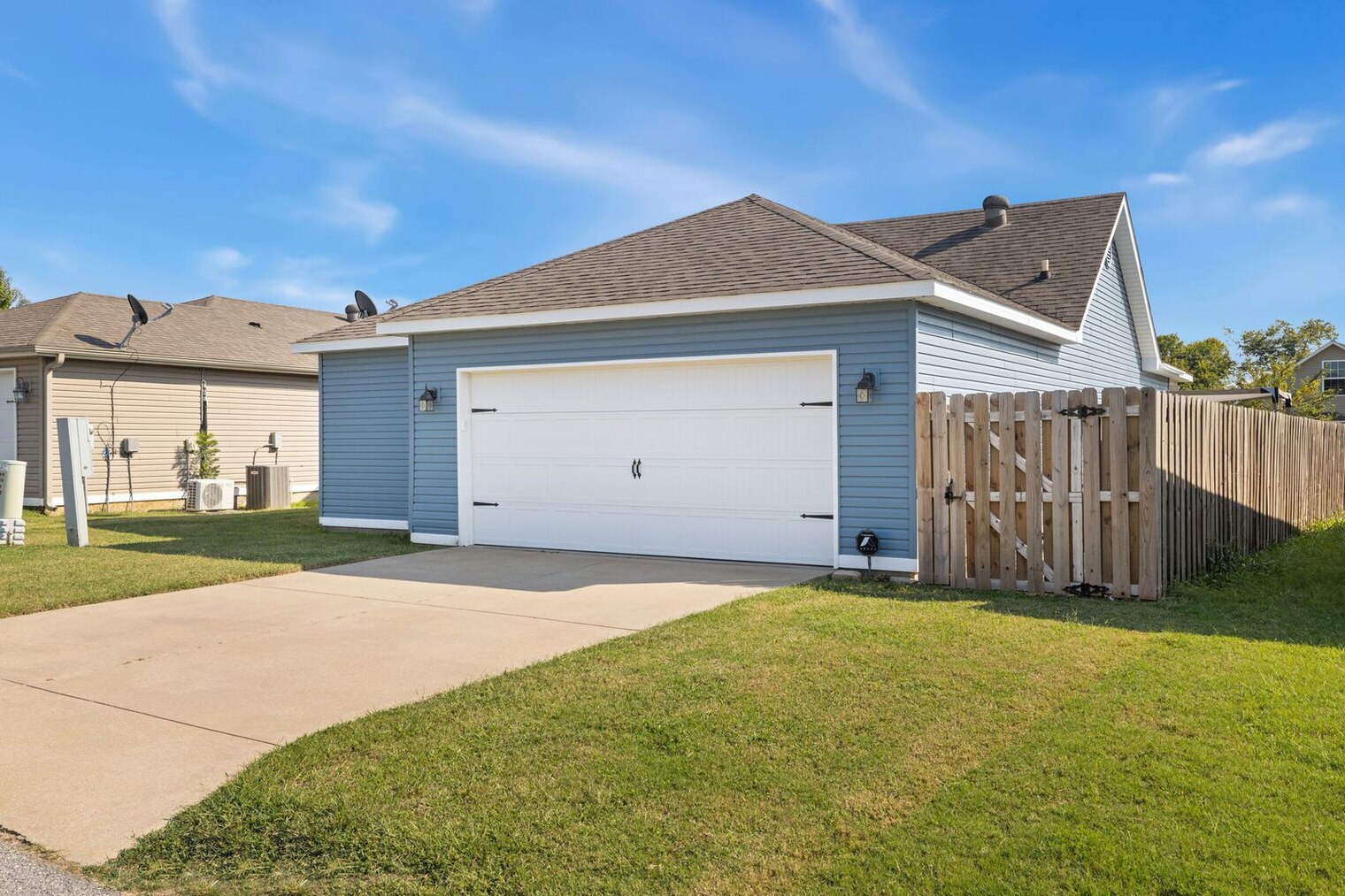 Building Photo - 4522 W Sweetgum Ln