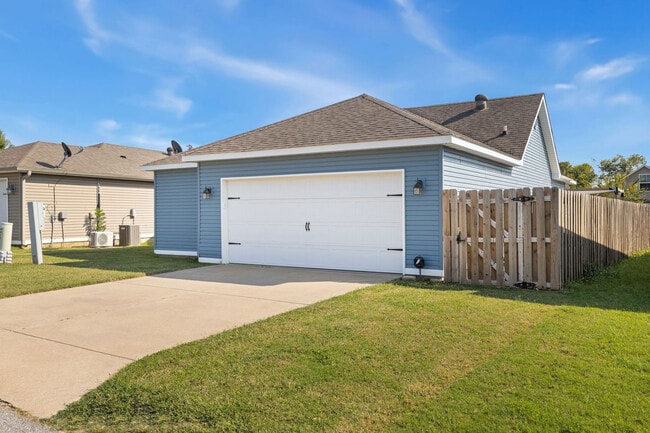 Building Photo - 4522 W Sweetgum Ln