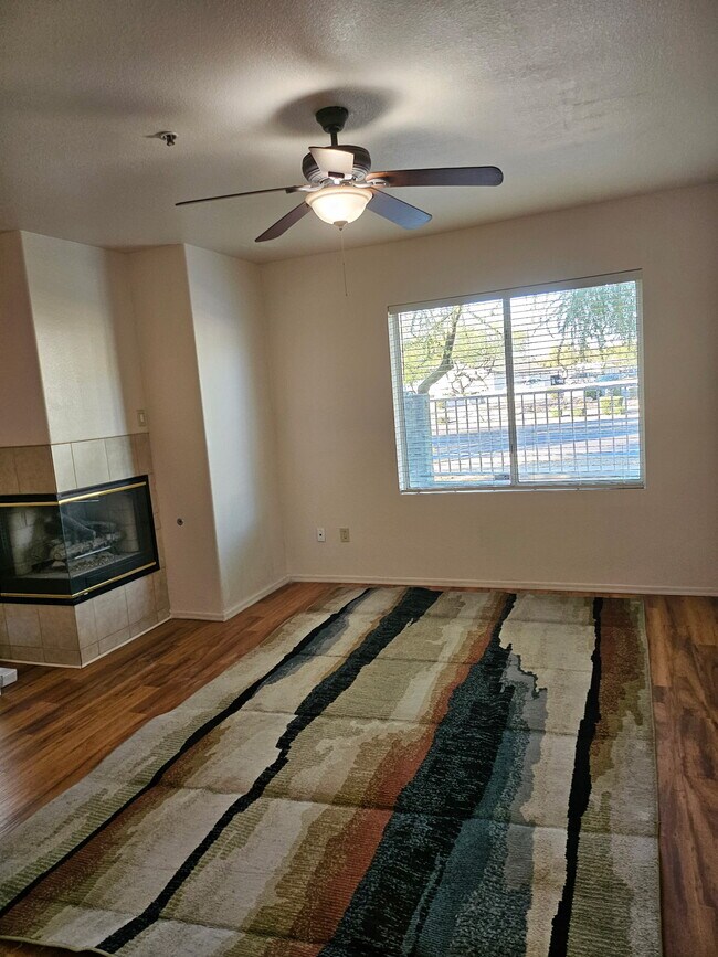 Building Photo - 2929 W Yorkshire Dr