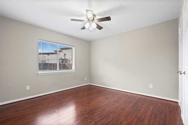 Building Photo - 12602 Stratford Heights Dr