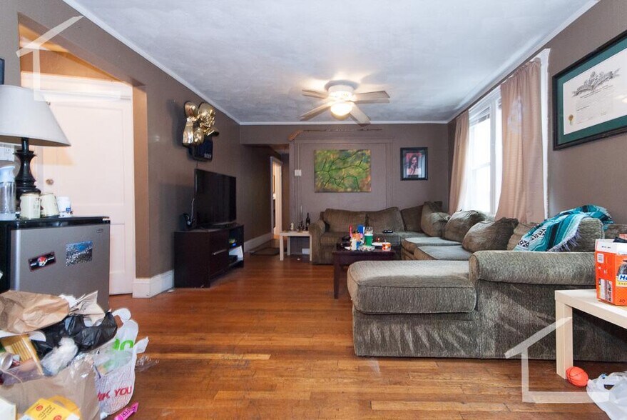 Building Photo - 7 Wadsworth St