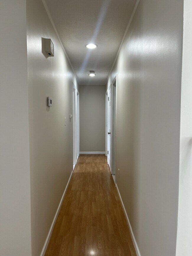 Building Photo - 16621 Wilson Ave